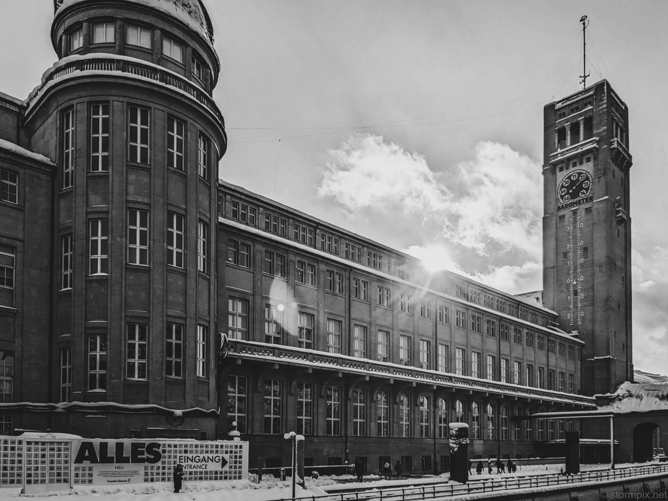 Pxl 20231203 121154465