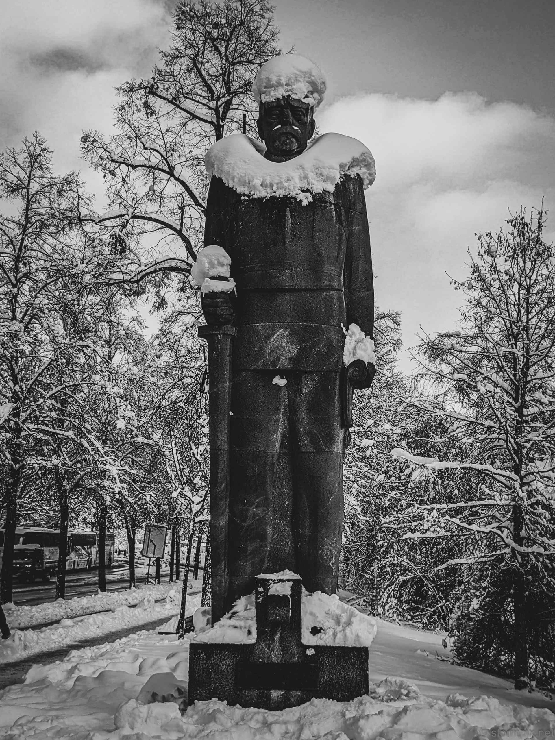 Pxl 20231203 121326390